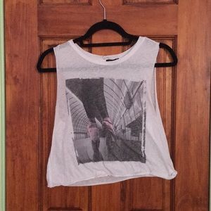 Crop Muscle Tee